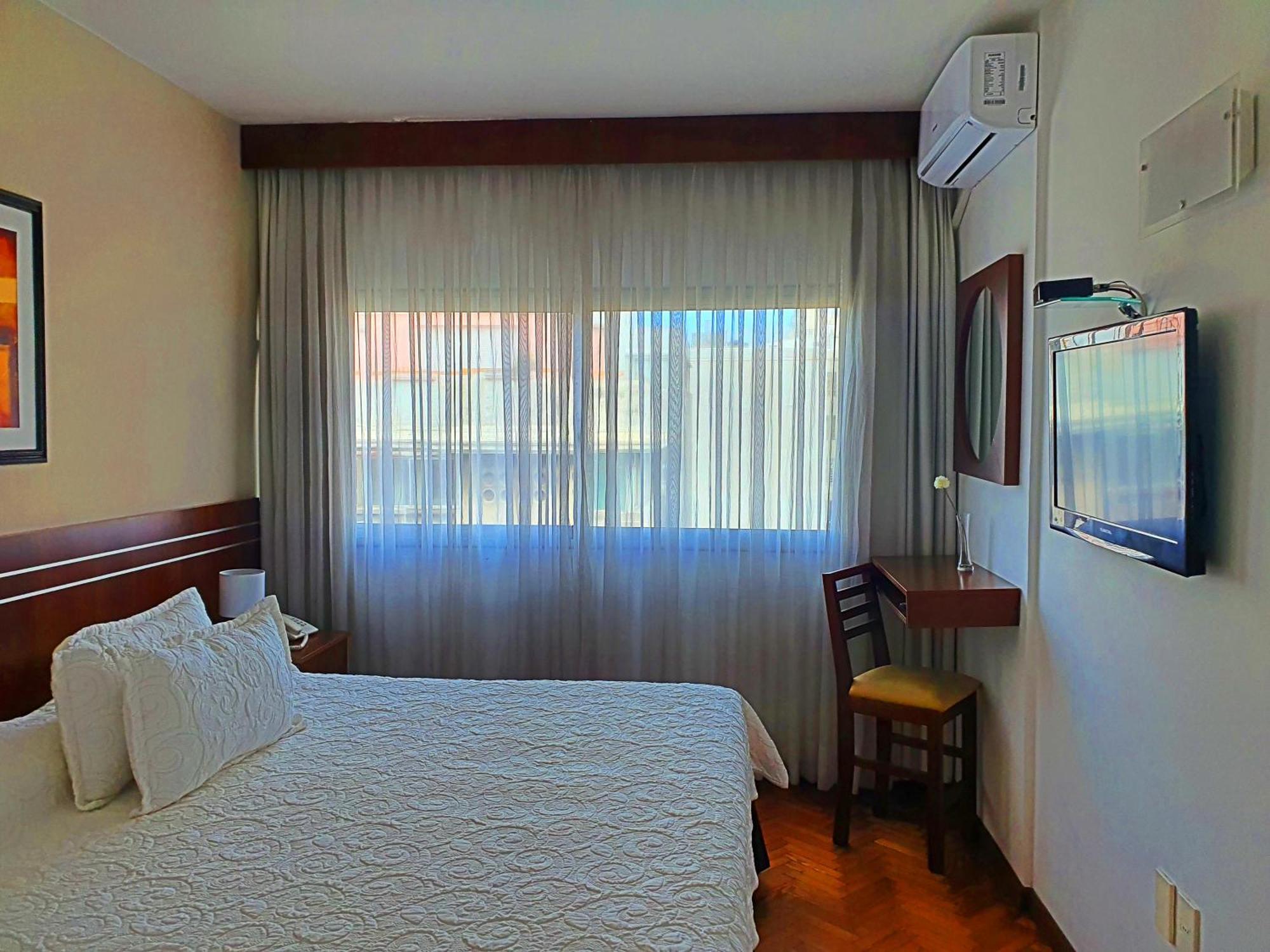 Hotel America Montevideo Phòng bức ảnh